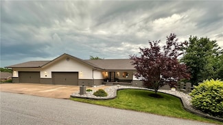 8021 Old White River Rd, Rogers, AR 72756