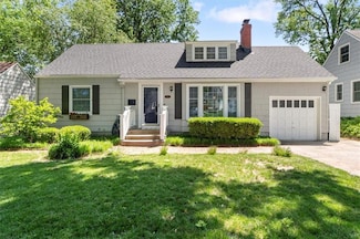 4111 W 69th St, Prairie Village, KS 66208