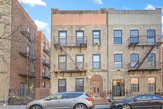 2146 Cortelyou Rd Unit 1R, Brooklyn, NY 11226