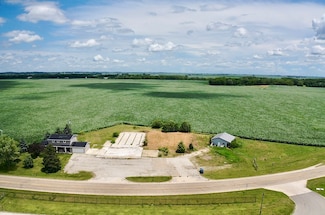 26812 U S 150, Le Roy, IL 61752