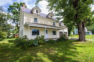 69 Carlton Ave, Cambridge, VT 05464