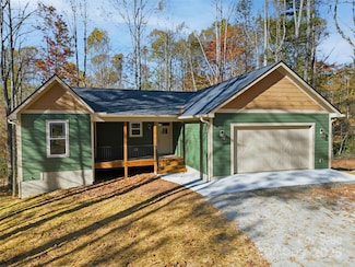 1462 Brightwater Dr, Hendersonville, NC 28739