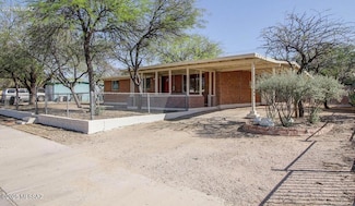 5240 E 28th St, Tucson, AZ 85711