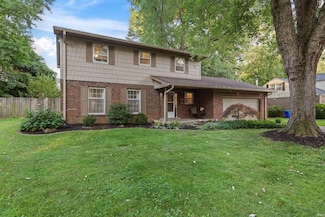709 Forest Park Dr, Newburgh, IN 47630