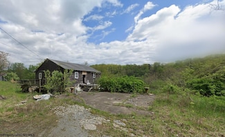 294 Trolley St, Fairmont, WV 26554