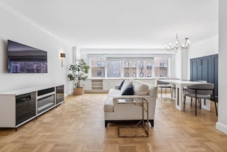 136 E 56th St Unit 4J, New York, NY 10022