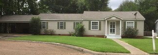 512 Glendale Dr, Yazoo City, MS 39194