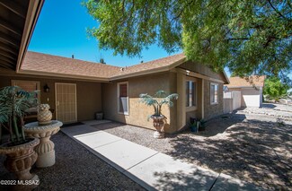 10020 E Emily Dr, Tucson, AZ 85730