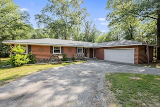 5607 E 1112 N, Demotte, IN 46310