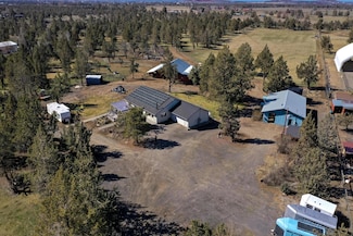 5975 NE 41st St, Redmond, OR 97756