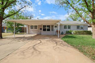 5520 12th St, Lubbock, TX 79416