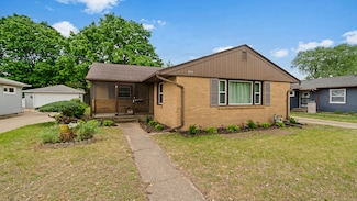 2316 Pierce Ave, Rockford, IL 61103