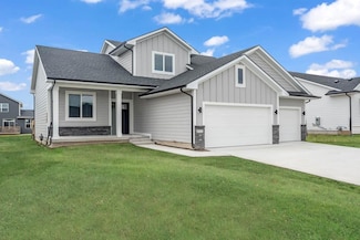 2711 NW 27th St, Ankeny, IA 50023