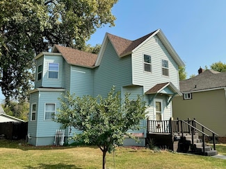 324 W Central St, Springfield, MN 56087
