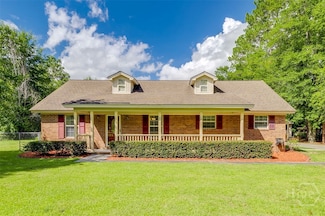 687 Roebling Rd, Bloomingdale, GA 31302