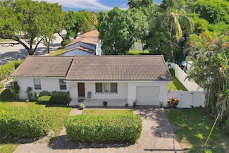 10 NW 100th St, Miami Shores, FL 33150