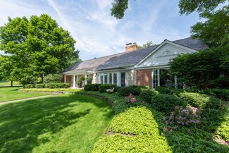 515 Grove St, Glencoe, IL 60022