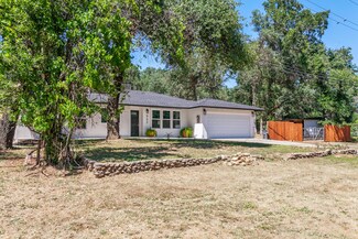 952 Branstetter Ln, Redding, CA 96001