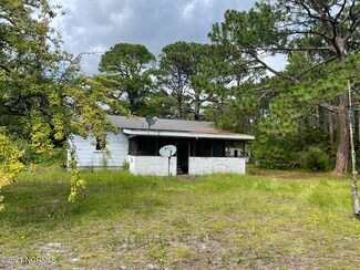 225 Seashore Dr, Atlantic, NC 28511