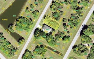 150 Spring Dr, Rotonda West, FL 33947