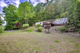 218 Bean St, Turner, ME 04282