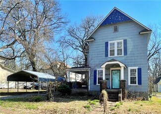 603 W Euclid St, Pittsburg, KS 66762