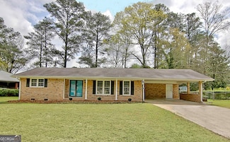 4710 Navaho Cir, Atlanta, GA 30349