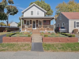 14 Vanness Rd, North Weymouth, MA 02191