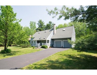 6 Baywoods Dr, Shirley, MA 01464
