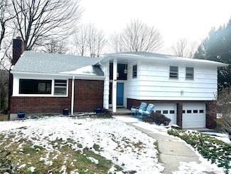 152 Old State Rd, Highland Falls, NY 10928