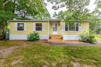 13 S Meadow Village, Carver, MA 02330