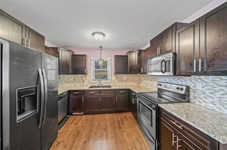 3219 Vest St, Independence, MO 64055