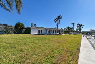 568 Johns Pass Ave, Madeira Beach, FL 33708