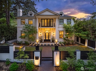 821 34th Ave E, Seattle, WA 98112