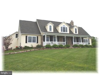 102 Hiview Dr, Nottingham, PA 19362