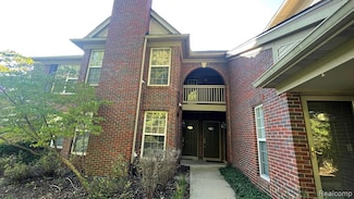 28460 Carlton Way Dr Unit 52, Novi, MI 48377