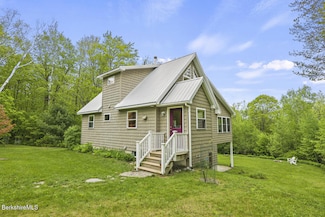 486 New State Rd, Savoy, MA 01256