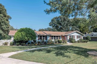 102 Gilchrist Dr, Warner Robins, GA 31093