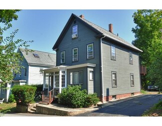 3 Elm St, Maynard, MA 01754