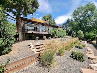 3100 N Ridgeway Dr, Boise, ID 83702