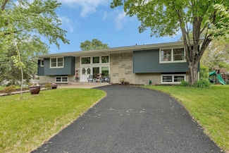 1276 13th Ave N, Saint Cloud, MN 56303