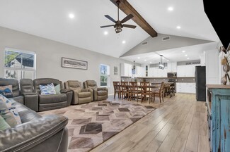 269 Honeysuckle Rd, Zavalla, TX 75980