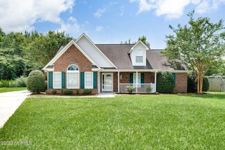 148 Summer Ridge Dr, Wallace, NC 28466