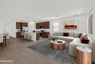 10128 S Arnold Ranch Rd, Vail, AZ 85641