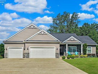 253 Woodhaven Crescent, Clyde, OH 43410