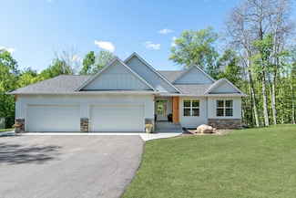 31709 Green Scene Dr, Breezy Point, MN 56472