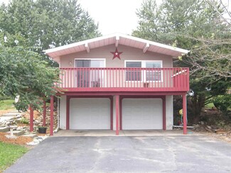2338 Breckenboro Dr, Davis, IL 61019