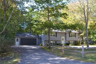 5 Goldeneye Dr, Topsham, ME 04086