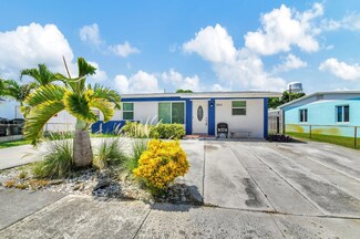 2011 Park St, Lake Worth, FL 33460