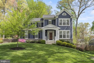 8620 Janet Ln, Vienna, VA 22180